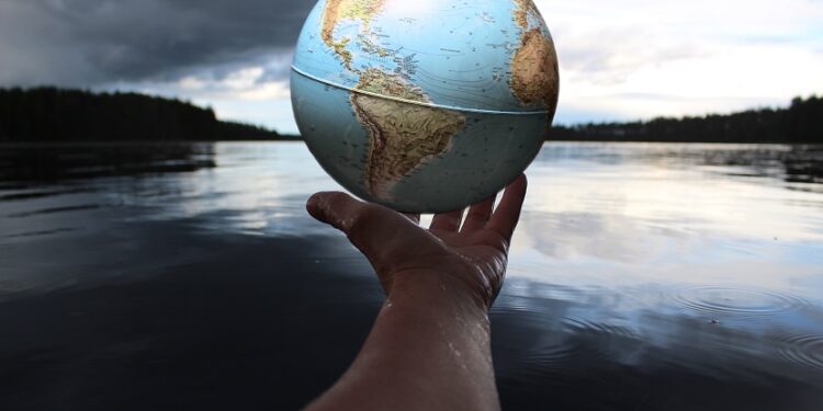 Fidelity International initiates biodiversity fund