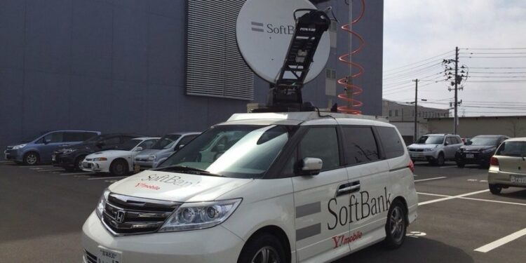 SoftBank vehicle