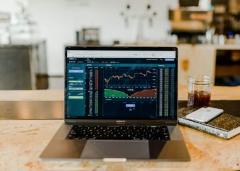 investing in stocks, index funds