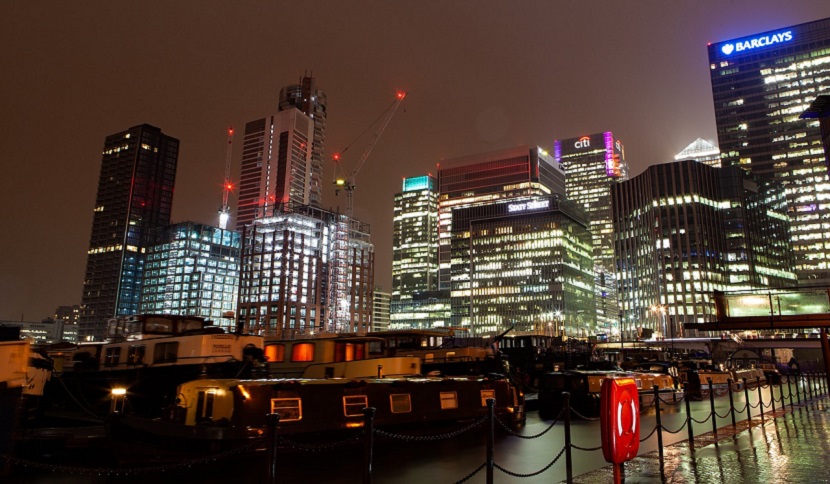 Blackstone recruits bankers in London