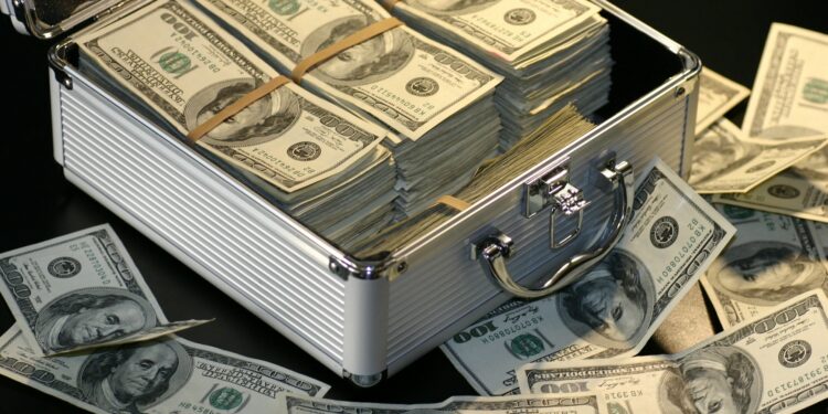 ultra wealthy population