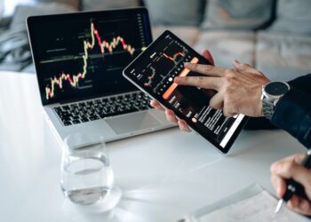 Small cap stocks: why are they worth your time?