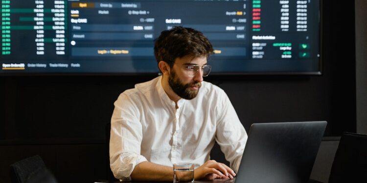 Independent financial advisor